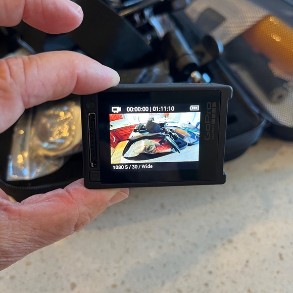 Go Pro Hero 4 Bundle - Picture 5 of 6